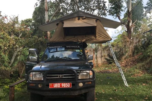 Rooftop tent car in Uganda
